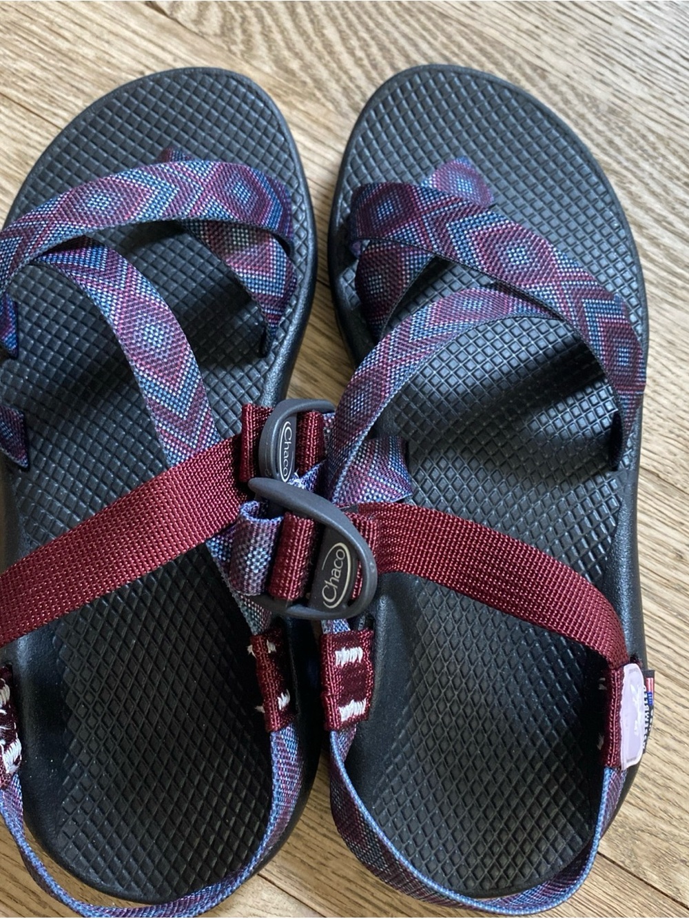 NWOT Chaco Z2 Sandals Swim Hike Outdoors - size 8 Women’s